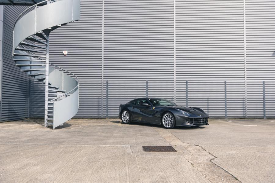  Ferrari F12berlinetta 2014 года  (UK) (фото 183 из 276)